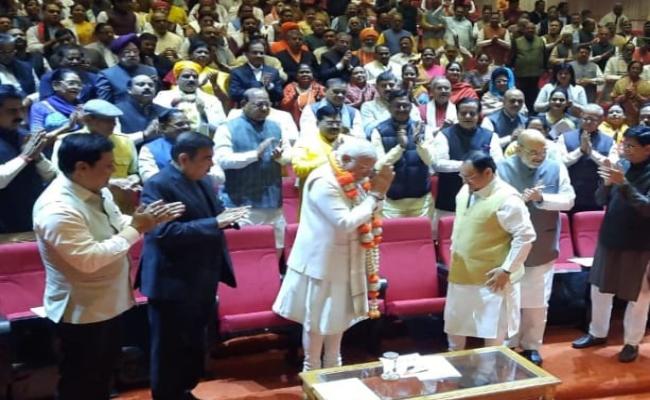 संसदीय दल की बैठक में प्रधानमंत्री मोदी का महामंत्र, कहा- विकसित भारत संकल्प यात्रा पर जाएं सभी सांसद