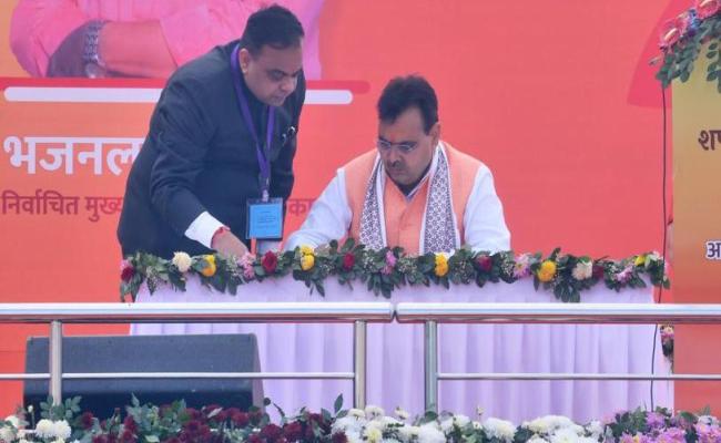 ​ राजस्थान के 14वें और पूर्वी राजस्थान से दूसरे मुख्यमंत्री बने भजनलाल, मोदी ने पीठ थपथपाई