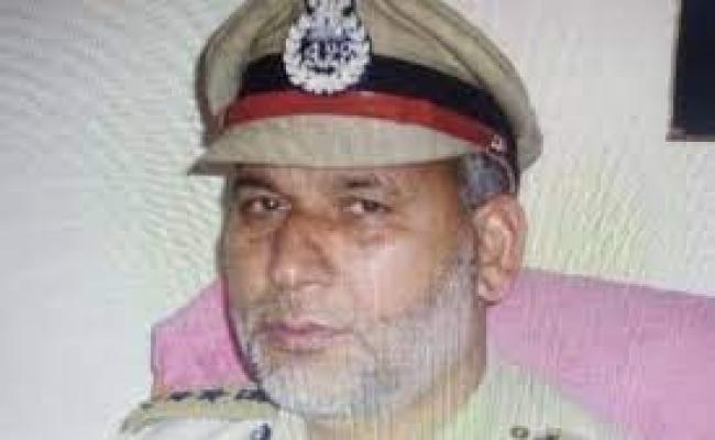बारामूला में सेवानिवृत्त पुलिस अधिकारी की गोली मारकर हत्या