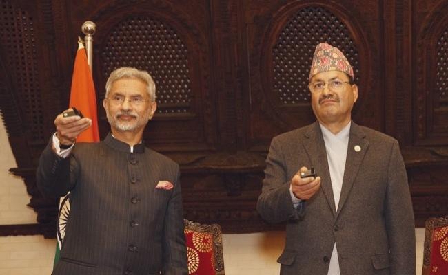 भारत-नेपाल के बीच हुए चार समझौते, सीमा पार तीन वितरण लाइन का उद्घाटन