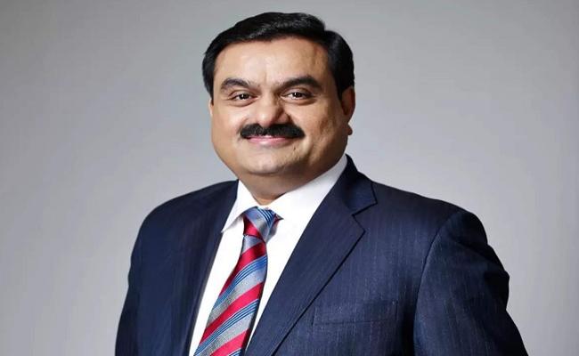 मुकेश अंबानी को पछाड़ फिर एशिया के सबसे अमीर व्यक्ति बने गौतम आडणी
