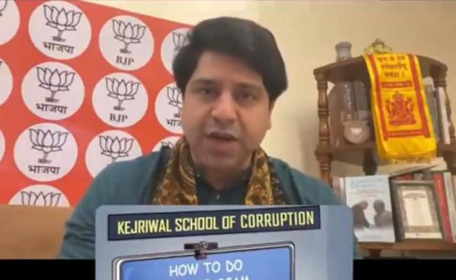 नवजोत सिद्धू के बयान पर भाजपा का निशाना, कहा- दिल्ली में दोस्ती और पंजाब में कुश्ती