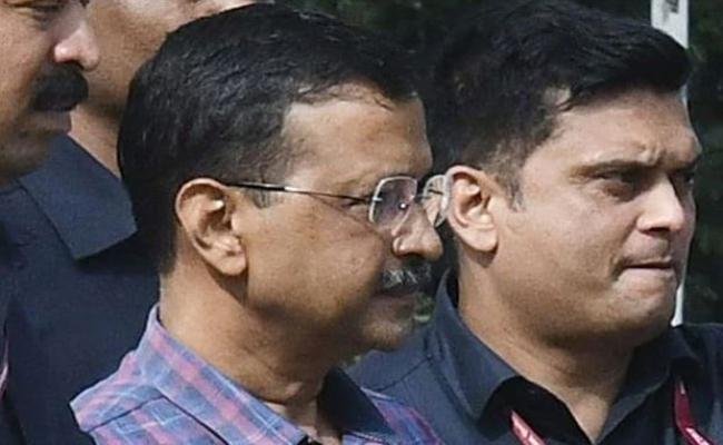 केजरीवाल ने सुप्रीम कोर्ट में गुहार लगाई, गिरफ्तारी को चुनौती
