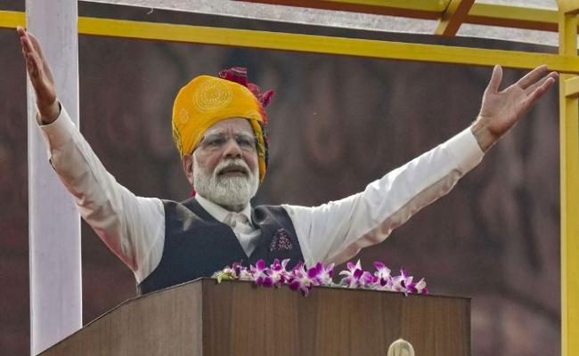 प्रधानमंत्री मोदी की आज केरल में दो और तमिलनाडु में एक जनसभा