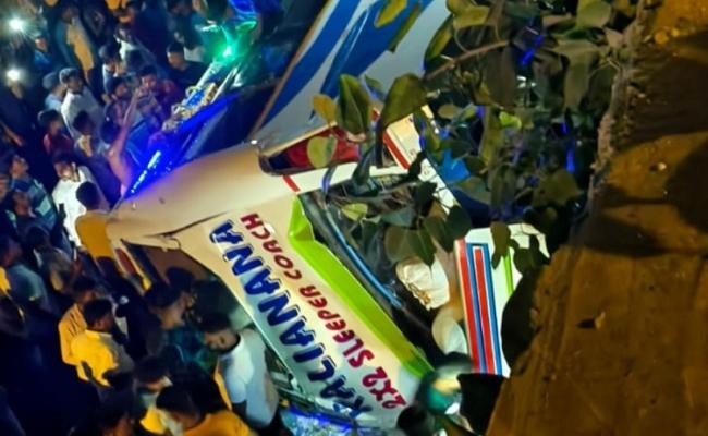 ओडिशा के जाजपुर में बस हादसा, पांच की मौत और 40 घायल