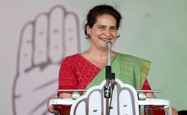 बेरोजगारी और महंगाई के मुद्दे पर प्रियंका ने केंद्र और छत्तीसगढ़ सरकार को निशाने पर लिया