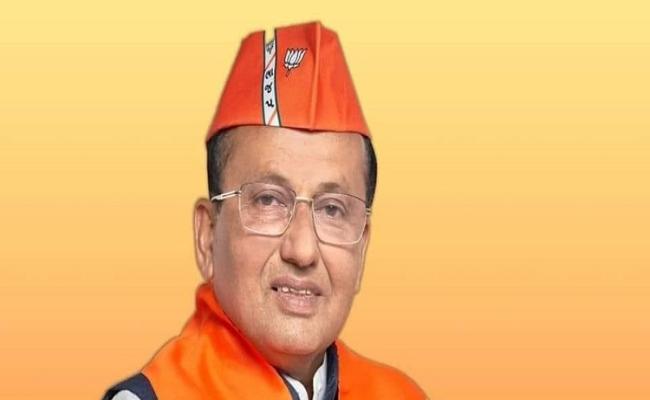 लोकसभा चुनाव : सूरत से मिली भाजपा को पहली सीट, मुकेश दलाल निर्विरोध विजयी