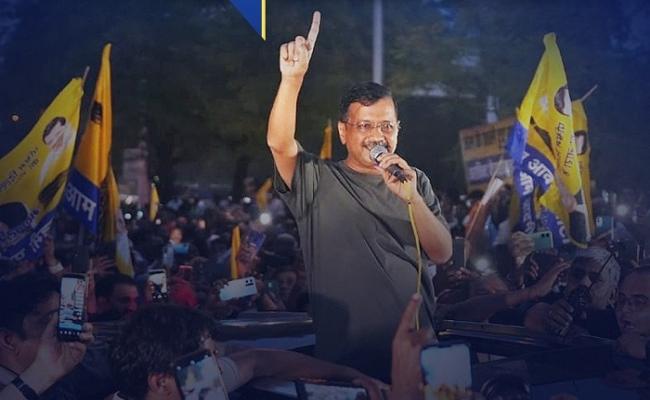 केजरीवाल जेल से हुए रिहा, बोले- 140 करोड़ लोगों को तानाशाही के खिलाफ एक साथ लड़ना होगा