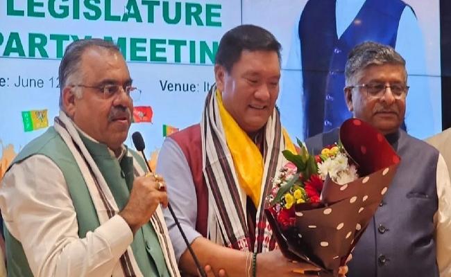 भाजपा के पेमा खांडू आज संभालेंगे अरुणाचल प्रदेश की बागडोर