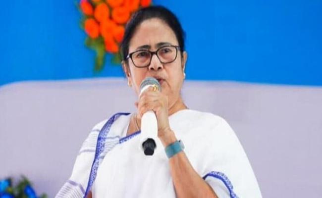 पश्चिम बंगाल में चारों विधानसभा सीटों पर तृणमूल कांग्रेस की बढ़त