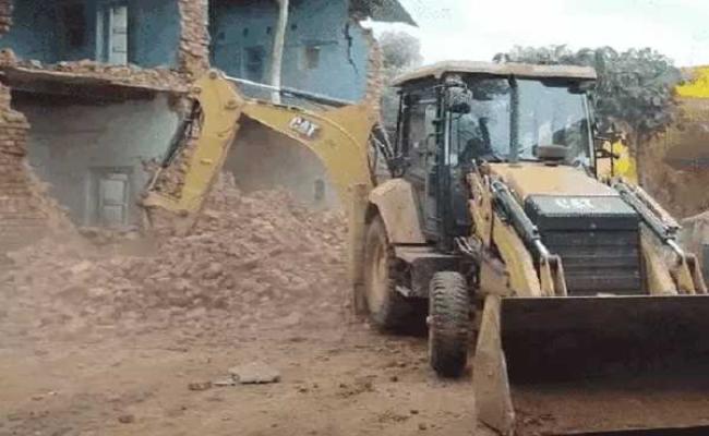 मप्र के सागर जिले में मकान की दीवार गिरने से दबकर नौ बच्चों की मौत, दो घायल