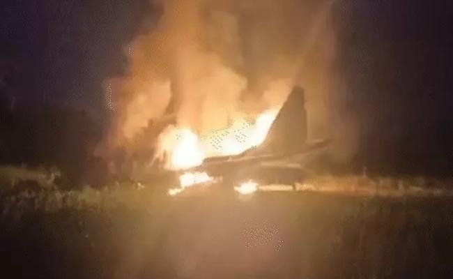 बाड़मेर में वायुसेना का लड़ाकू विमान क्रैश, दोनों पायलट सुरक्षित