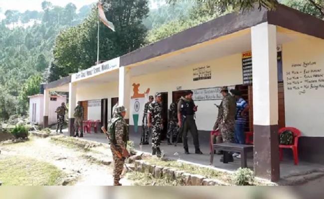 जम्मू-कश्मीर में सुबह  नौ बजे तक लगभग 10.22 प्रतिशत मतदान