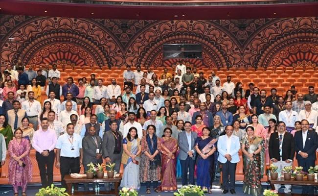 मणिपाल विश्वविद्यालय जयपुर में उत्कृष्टता का जश्न: 115 संकाय सदस्य सम्मानित
