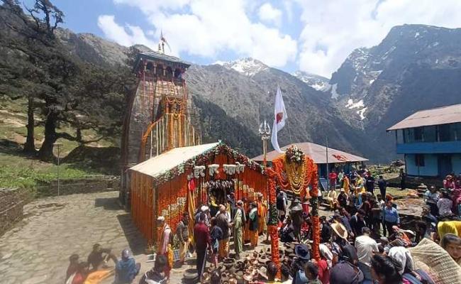 द्वितीय केदार मद्महेश्वर के कपाट शीतकाल के लिए बंद