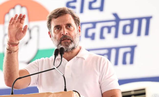 अडानी मुद्दे पर संसद के दोनों सदनों में कामकाज प्रभावित, राहुल बोले गिरफ्तारी हो