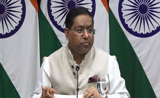 बांग्लादेश की अंतरिम सरकार को अल्पसंख्यकों की सुरक्षा की जिम्मेदारी निभानी चाहिए: विदेश मंत्रालय