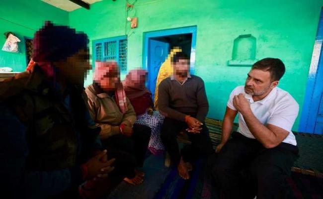 हाथरस कांड के आरोपी खुलेआम घूम रहे : राहुल गांधी