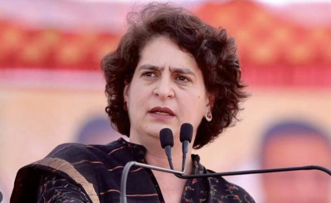 सत्तापक्ष ने सदन  चलाने नहीं देते : प्रियंका गांधी
