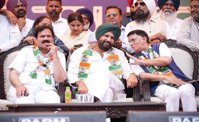 'पंजाब में  कानून व्यवस्था पूरी तरह ध्वस्त : कांग्रेस