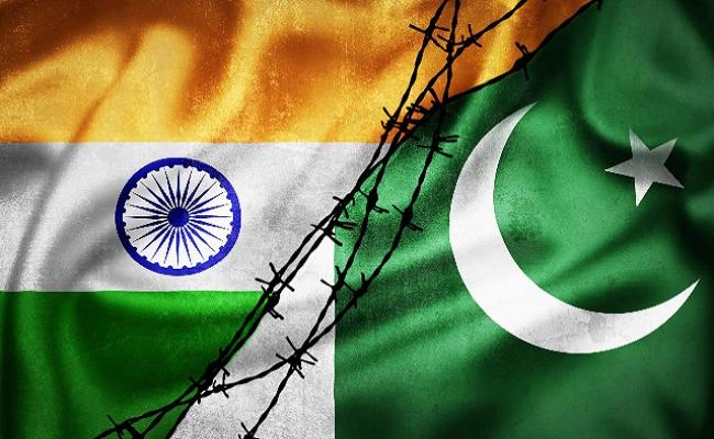 भारत-पाकिस्तान के डीजीएमओ ने हॉटलाइन पर की बातचीत, संघर्ष विराम उल्लंघन पर चेताया
