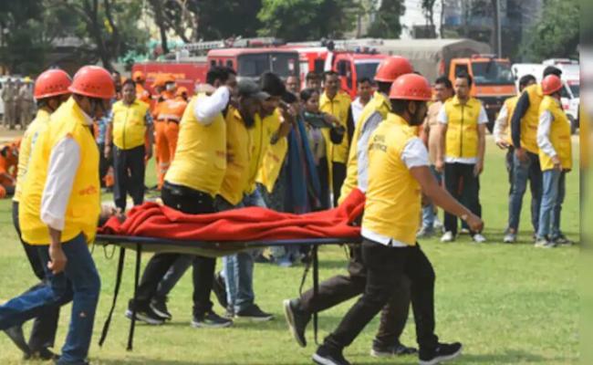 देशभर में ब्लैकआउट मॉक ड्रिल, ऑपरेशन सिंदूर के बीच आपात स्थिति की तैयारी