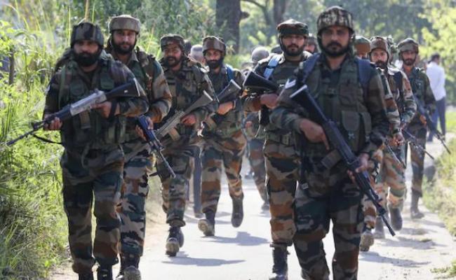 उत्तरी, पश्चिमी और पूर्वी कमान में प्रादेशिक सेना की 14 इन्फैंट्री बटालियनों को किया गया सक्रिय
