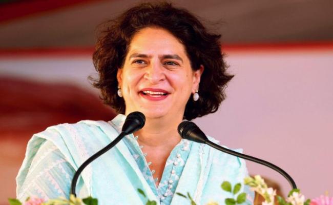 'पूर्वोत्तर में  बाढ़ : रेस्क्यू में लाई जाए तेजी, प्रियंका गांधी की केंद्र और राज्य सरकारों से अपील