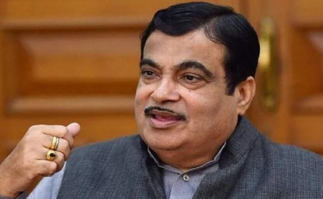 गरीबों की संख्या बढ़ रही है, धन कुछ लोगों के हाथों में केंद्रित हो रहा है: गडकरी