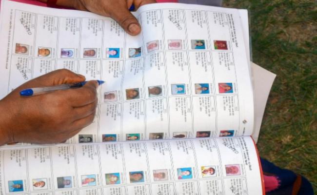 बिहार में SIR का पहला चरण पूरा, हटेंगे 65 लाख वोटर के नाम