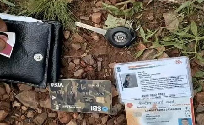 ग्वालियरः जंगल में फांसी की फंदे पर लटके मिले आर्मी जवान और उसकी पत्नी का शव