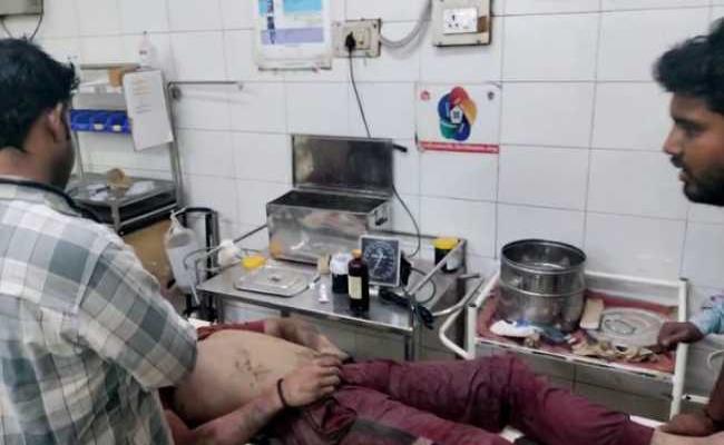 मोबाइल का चार्जर लगाते समय करंट लगने से किशोर की मौत