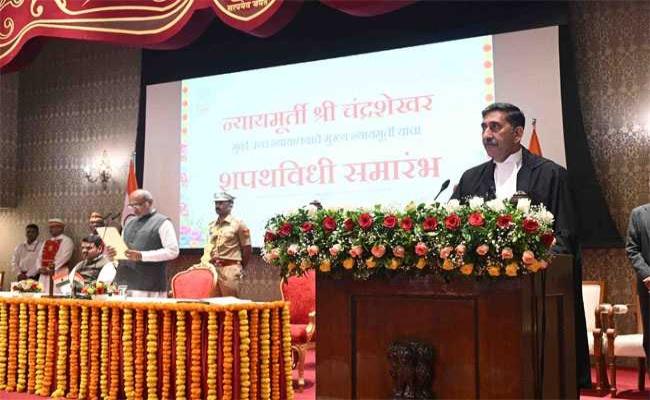 न्यायाधीश चंद्रशेखर ने बॉम्बे हाई कोर्ट के मुख्य न्यायाधीश पद की शपथ ली