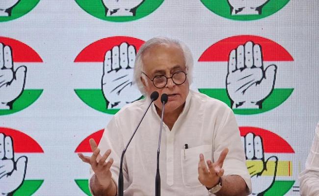 'मित शाह ने 'वोट चोरी' और 'वोट रेवड़ी' की बदौलत की 160 सीटों की बात : जयराम रमेश