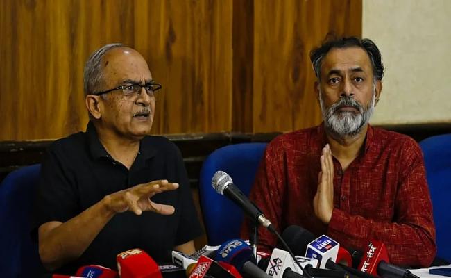 लेह में औपनिवेशिक मानसिकता दिखा रही सरकार: प्रशांत भूषण, योगेंद्र यादव