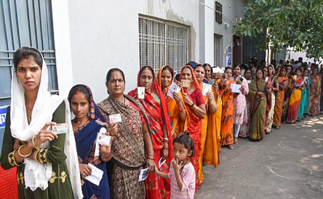 बिहार विधानसभा चुनाव : प्रथम चरण में शाम 05 बजे तक 60.18 प्रतिशत मतदान