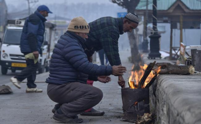 कश्मीर घाटी में गिरा पारा, पुलवामा और शोपियां रहे सबसे ठंडे
