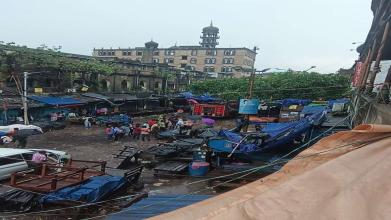 कोलकाता के होटल में भीषण आग, दो बच्चों सहित 14 लोगों की मौत