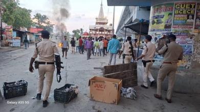 बिहार : सीवान में तलवार से काटकर तीन लोगों की हत्या