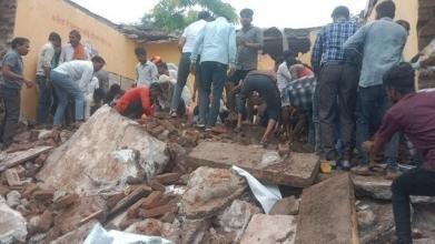 राजस्थान के झालावाड़ में स्कूल भवन का एक हिस्सा ढहने से सात बच्चों की मौत