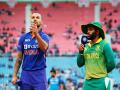 वनडे: कप्तान शिखर धवन ने टॉस जीता, दक्षिण अफ्रीका की पहले बल्लेबाजी